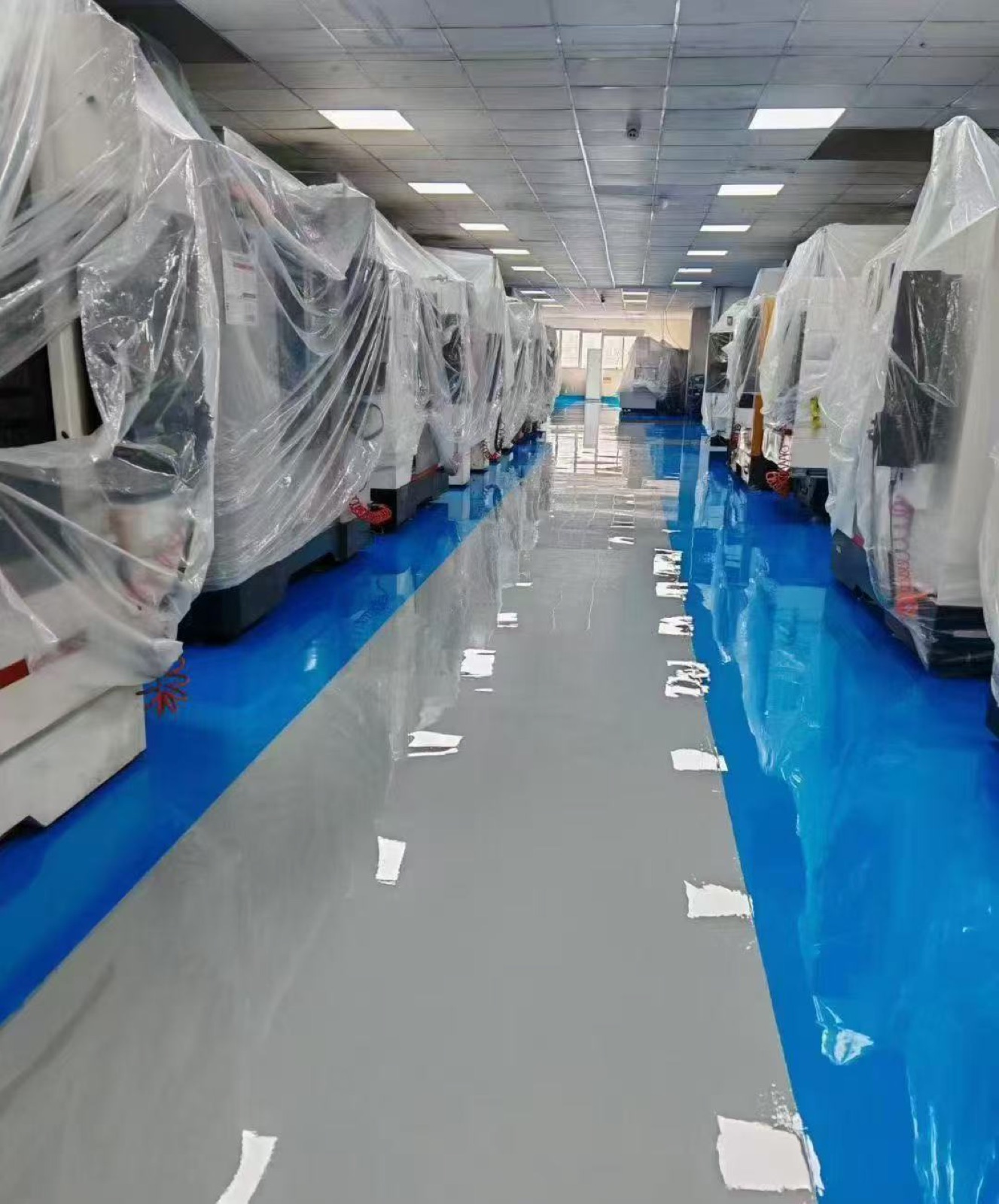 Finished industrial epoxy floor